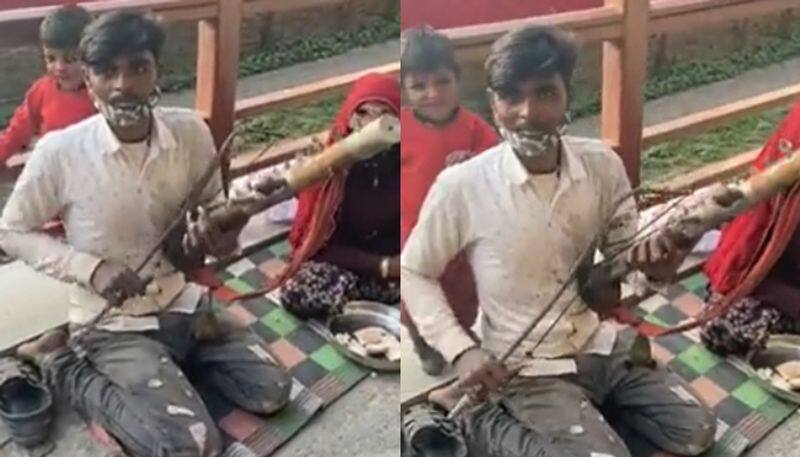 mans mesmerizing music from railway platform going viral hyp