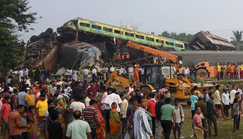 boy who is in treatment after odisha train accident identified parents on tv channel hyp 