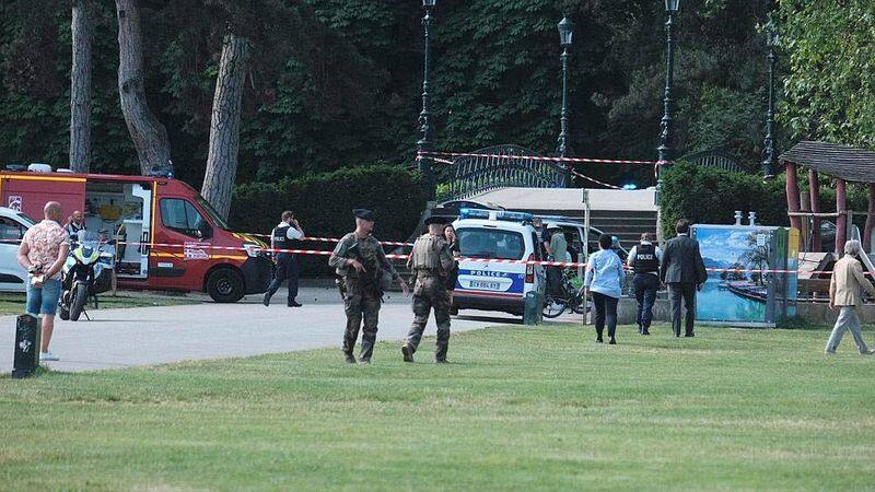 BREAKING 7 children among 8 injured in stabbing at playground in France's Annecy snt