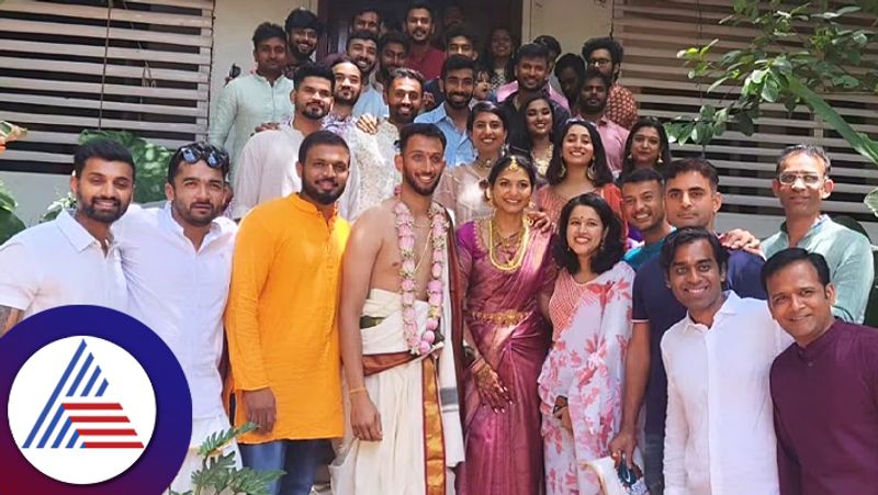 Team India cricketer  Prasidh Krishna Gets Married to Rachana Jasprit Bumrah Attend Wedding san