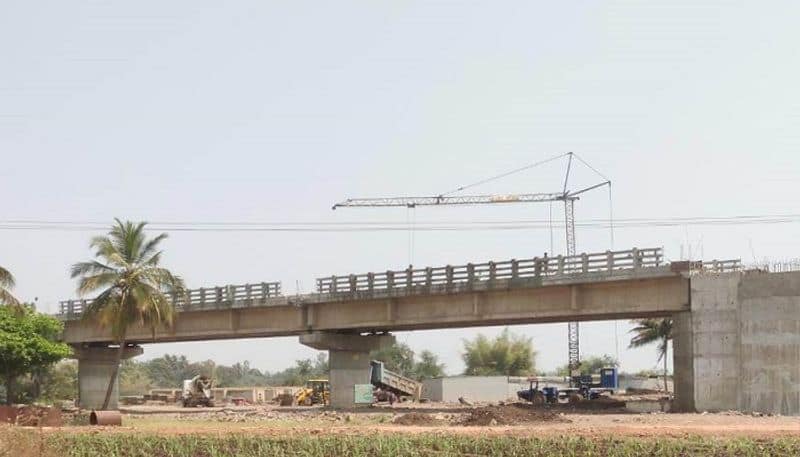 Bridge Not Completed for Five Years at Rabakavi Banahatti in Bagalkot grg