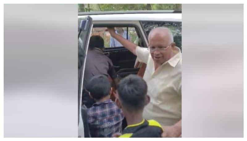 Minister Krishnankutty ride with children in official car prm 