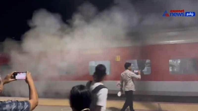 A fire was spotted in an air-conditioned coach of Durg-Puri Express