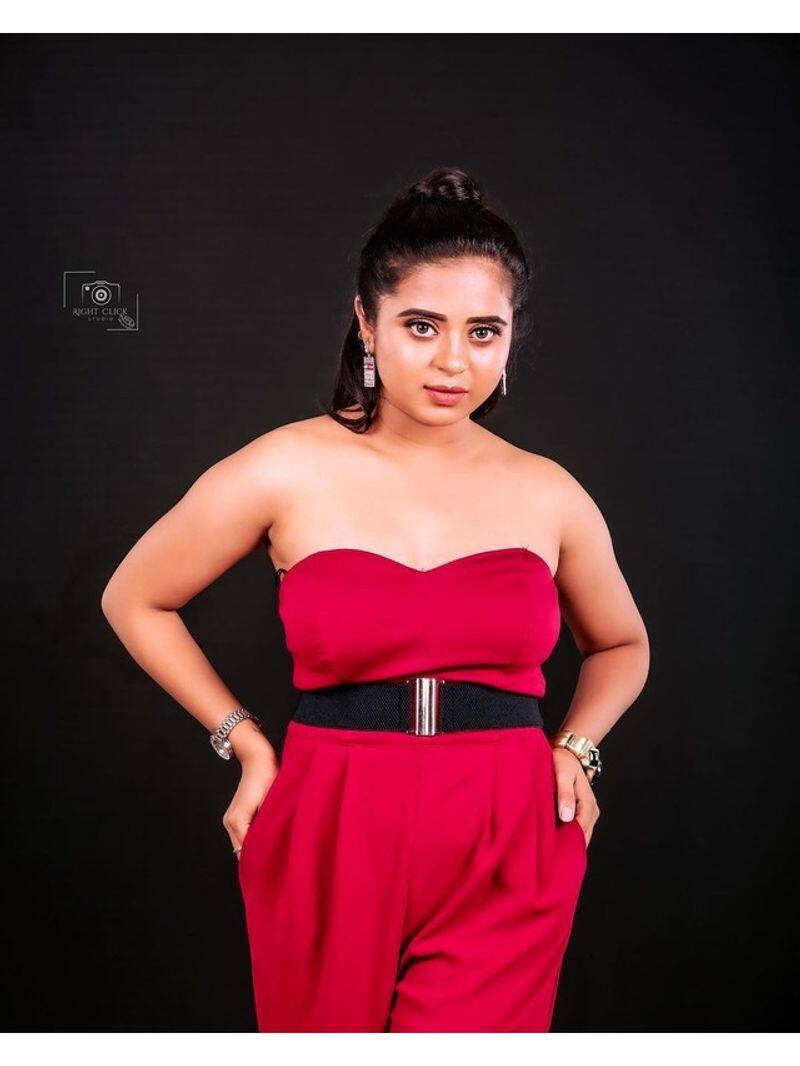 Mangalagowri bigg boss fame Kavyashree gowda latest photoshoot vcs 