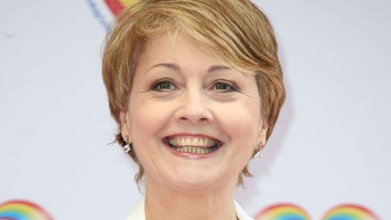 tv presenter anne diamond reveals breast cancer diagnosis rse