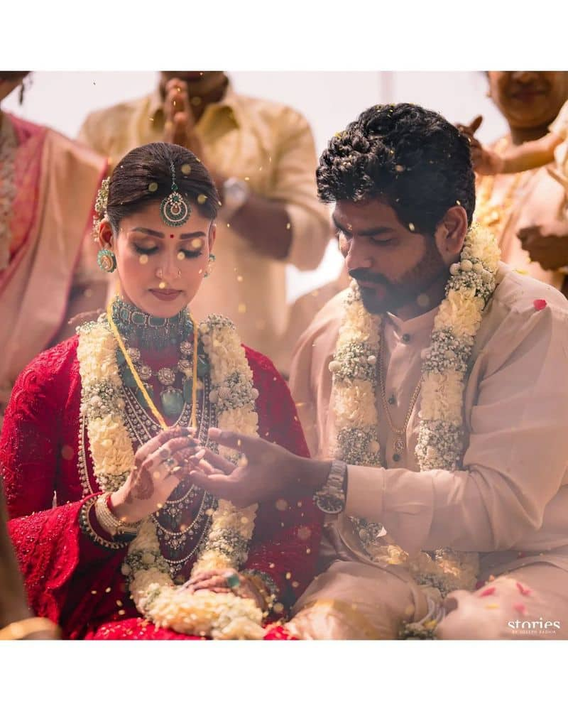 nayanthara and vignesh shivan crying special moment video goes viral 