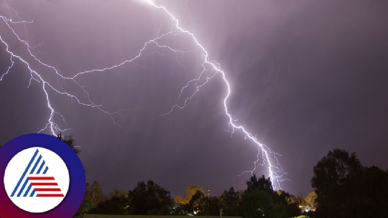 two farmers dies by strong lightning in jagaluru at davanagere district rav