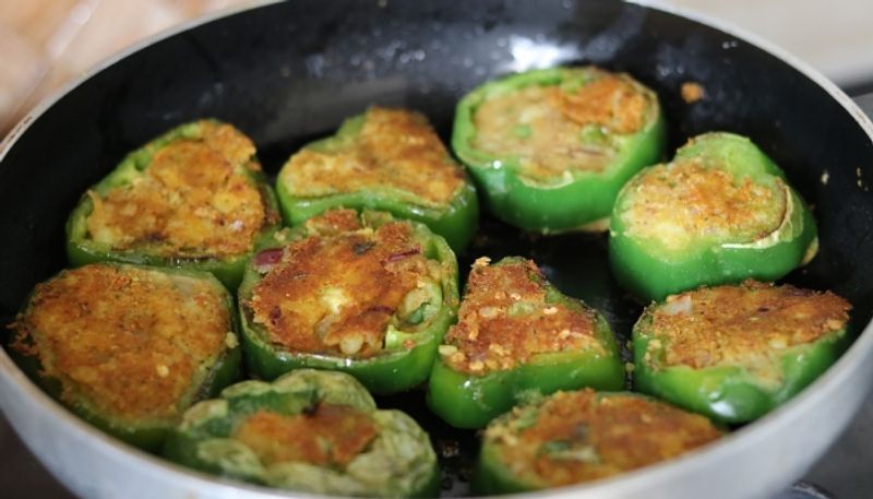 recipe of tasty stuffed capsicum rings hyp