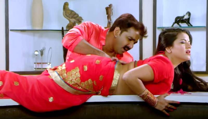 Monalisa SEXY video Bhojpuri actress Pawan Singh  bedroom song Paala Sataake is a must WATCH RBA