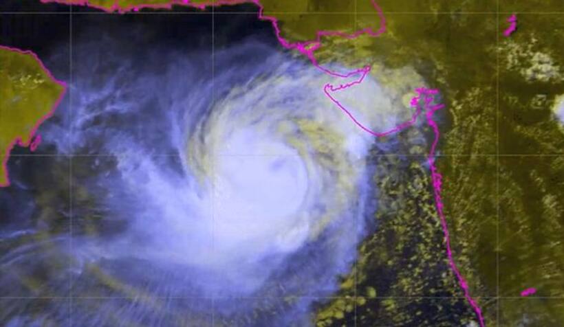 WATCH | Here's how Cyclone Biparjoy is creating havoc in India, Pakistan
