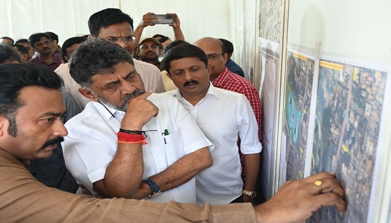 BBMP imposed fine for dk shivakumar allegedly displaying an illegal flex banner