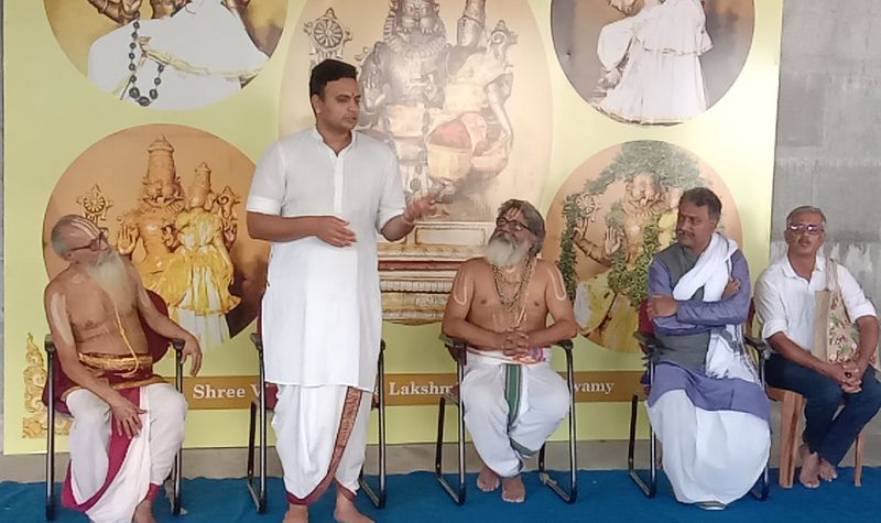 No one should forget the Hindu tradition Says Yaduveer Krishnadatta Chamaraja Wadiyar gvd