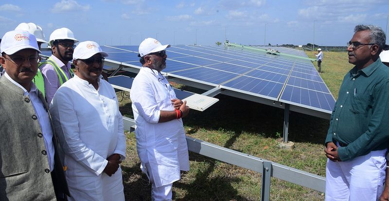 Pavagada Solar Park again expanded by 10 thousand acres Says DCM DK Shivakumar gvd