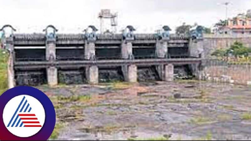 lack of rain in place where rivers originate at chikkamagaluru rav