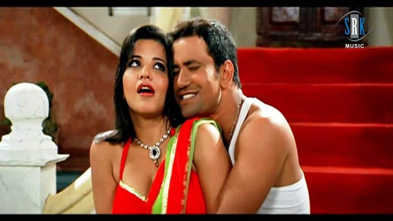 Monalisa SEXY video: Bhojpuri actress, Nirahua's BOLD romantic song goes viral on YouTube-WATCH RBA