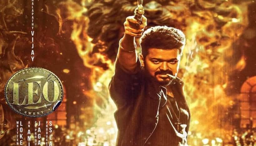 లోకేష్ కనగరాజ్ - విజయ్ సినిమా ‘లియో’కు సెన్సార్ బోర్డు షాక్.. ఆ పదాలు, సీన్లు కట్.!