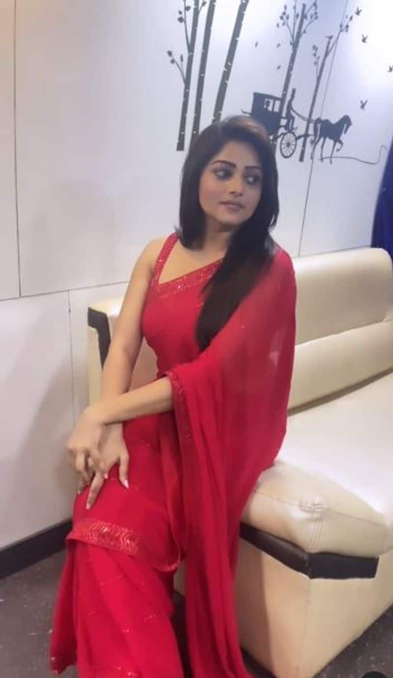 Rachita ram weight loss looks stunning in her red saree vcs 