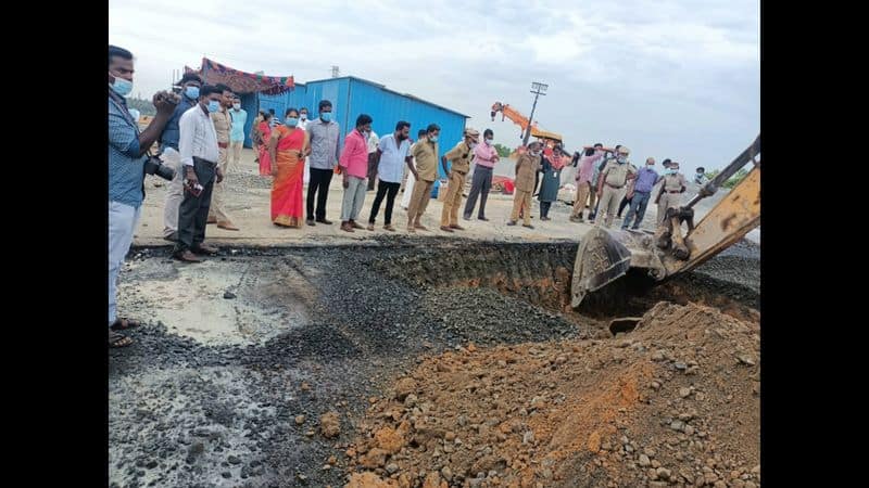 man killed by wife and her boyfriend in thanjavur district