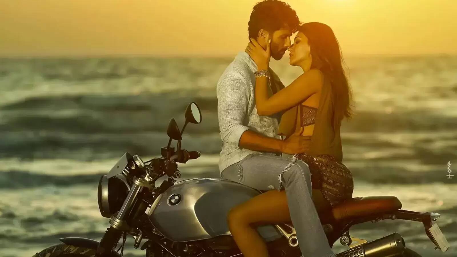 Shahid Kapoor and Kriti Sanon 