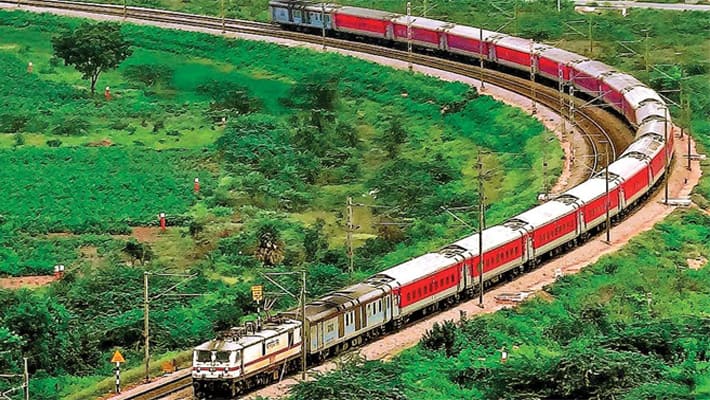 Conservancy workers in Madurai clean rail coach toilets barehanded