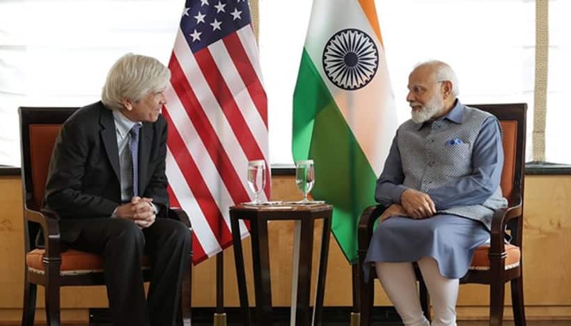 Nobel laureate Paul Romer meets PM Modi, learns a new slogan and much more about India