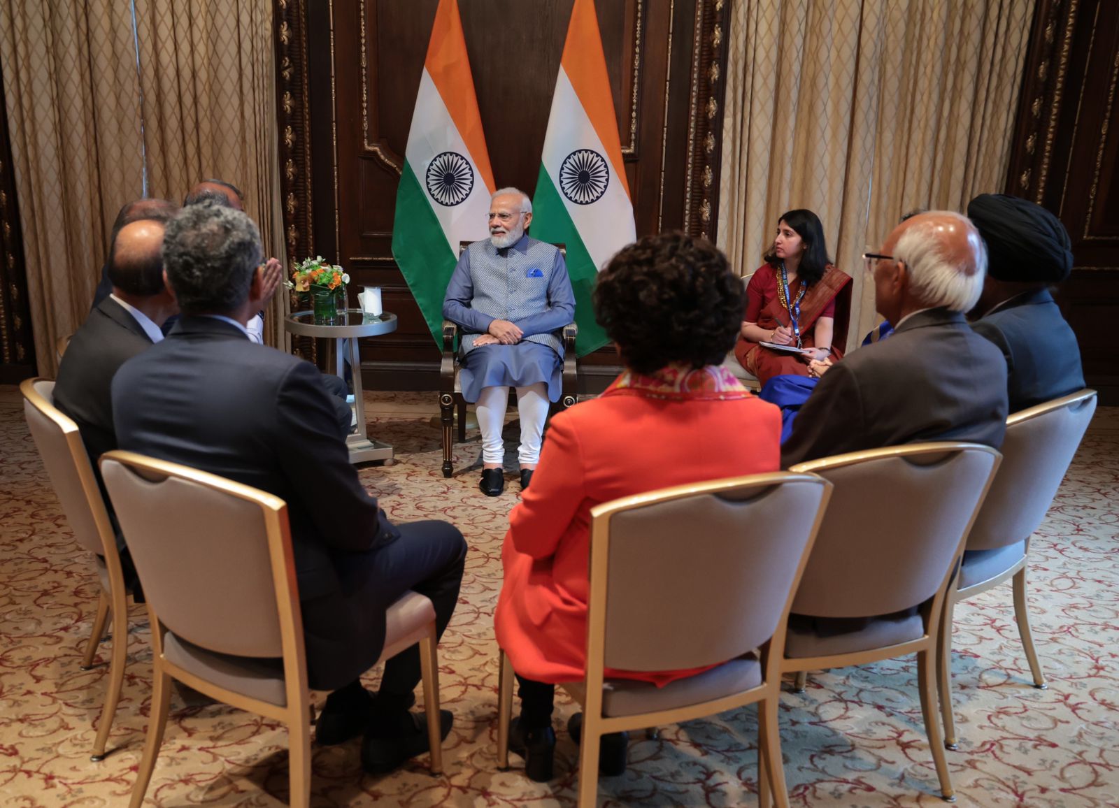 PM Modi Meets Members Of Think Tank, Academics and health care experts group In New York