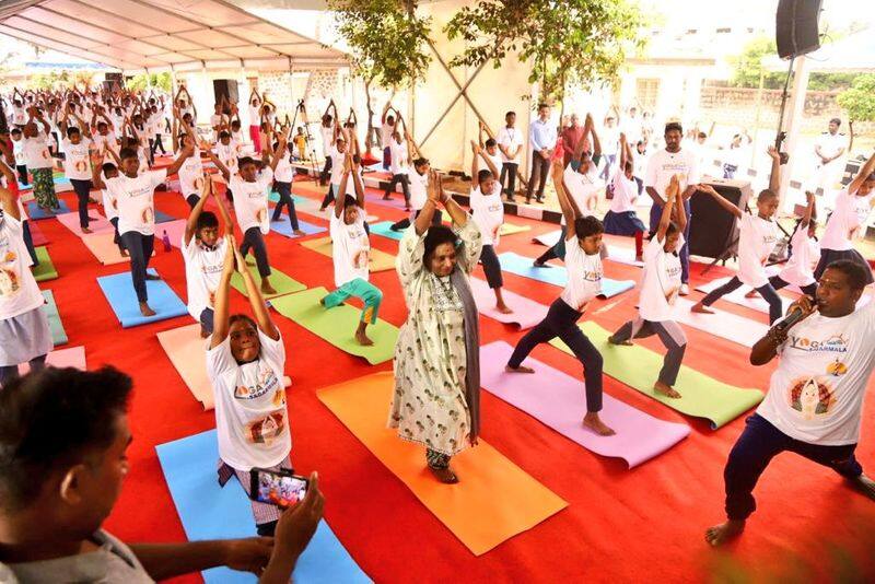 Yoga should be introduced as a separate subject in all schools says Puducherry governor tamilisai soundararajan