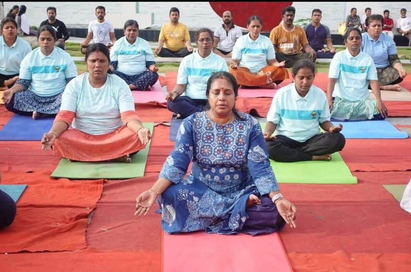 Make Yoga Practices Compulsory in Schools - Vanathi Srinivasan Demands Tamil Nadu Govt