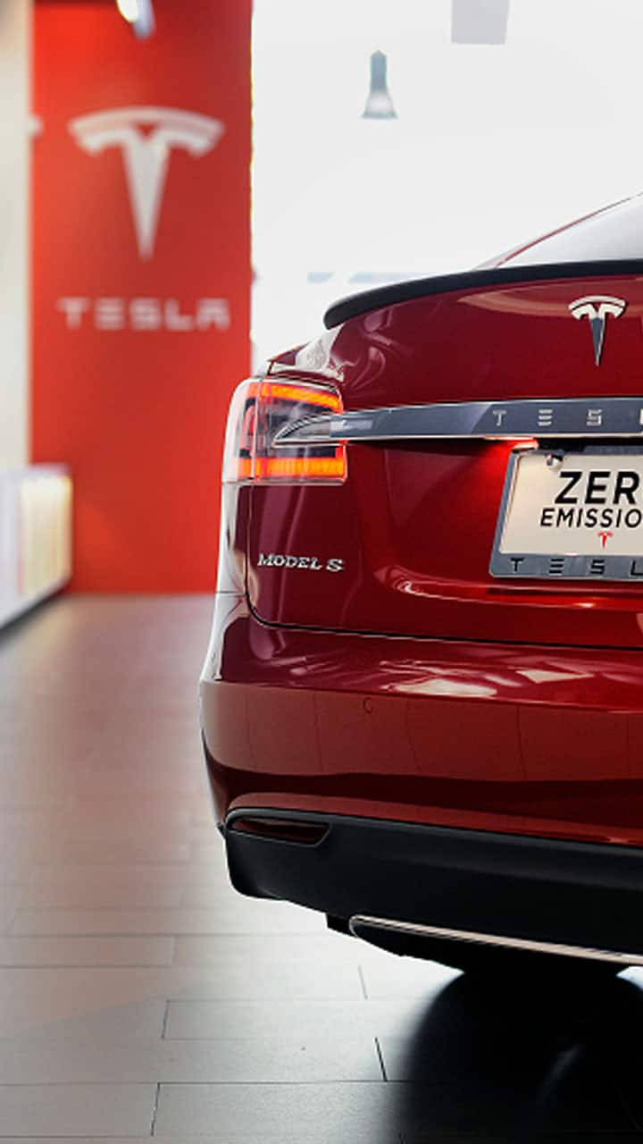 Tesla In Talks To Set Up Car Factory In India, EVs To Start At Rs 20 Lakh: Report