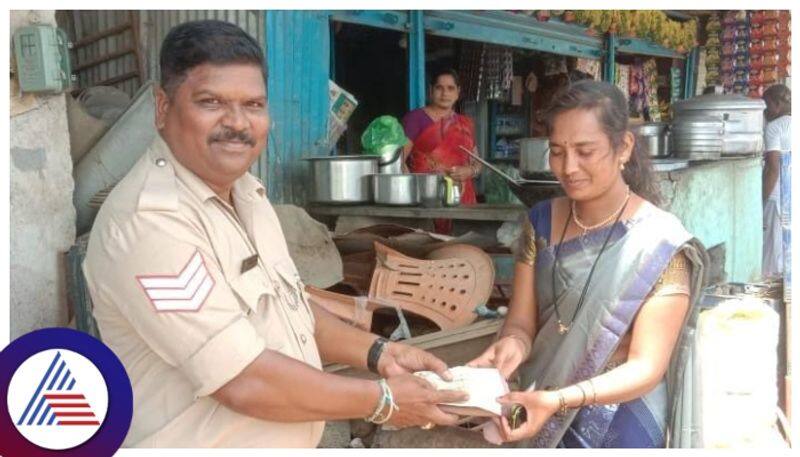 Yadgir Police constable return lost money kannada news gow