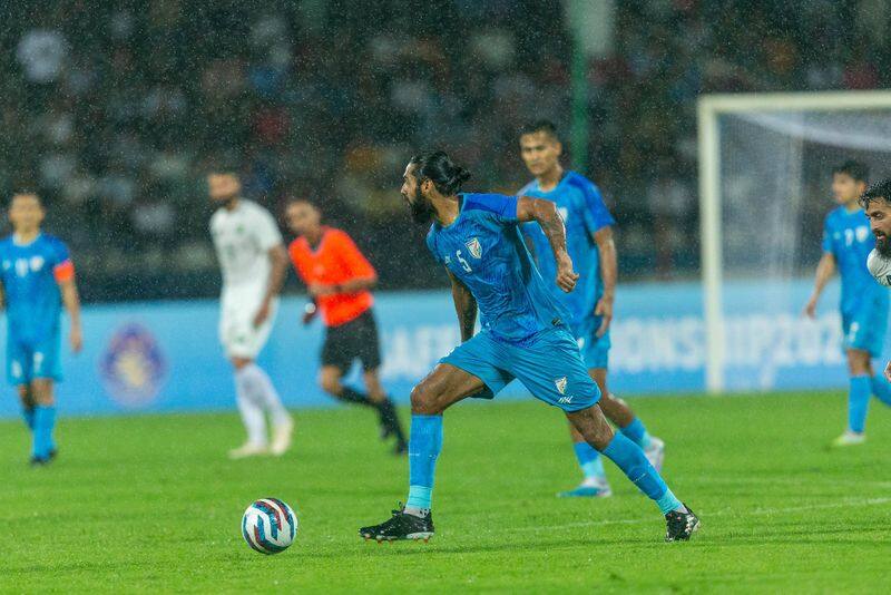 SAFF Championship 2023 India Thrash Pakistan by 4 0 goal after sunil chhetri hat trick goal Bengaluru ckm