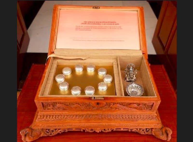 Prime Minister gifted Karnatakas Sandalwood to America president joe Biden akb