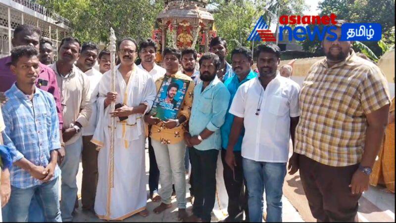 Vijay fans pull silver Chariot in Trichy to celebrate Thalapathy birthday