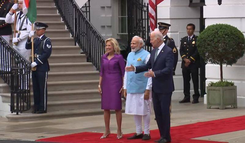 Bidens welcome PM Modi into White House; Indian Americans throng South Lawns