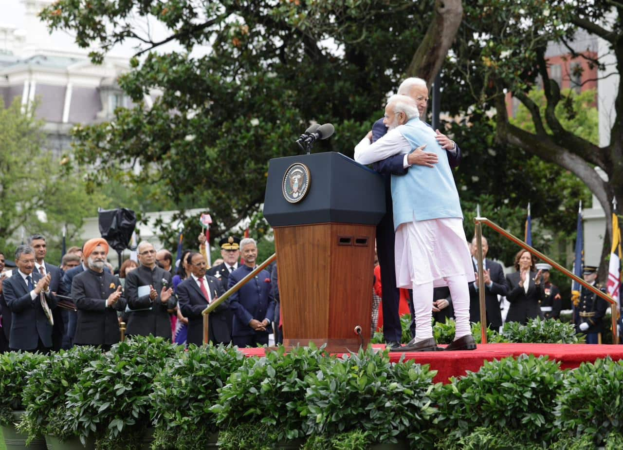 PM Modi's another meaning to AI in the US congress gets standing ovation 