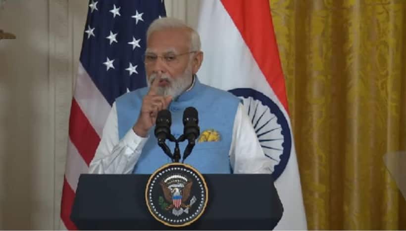 'Opposite to values of our Constitution': PM Modi, Amit Shah on 48th anniversary of Emergency