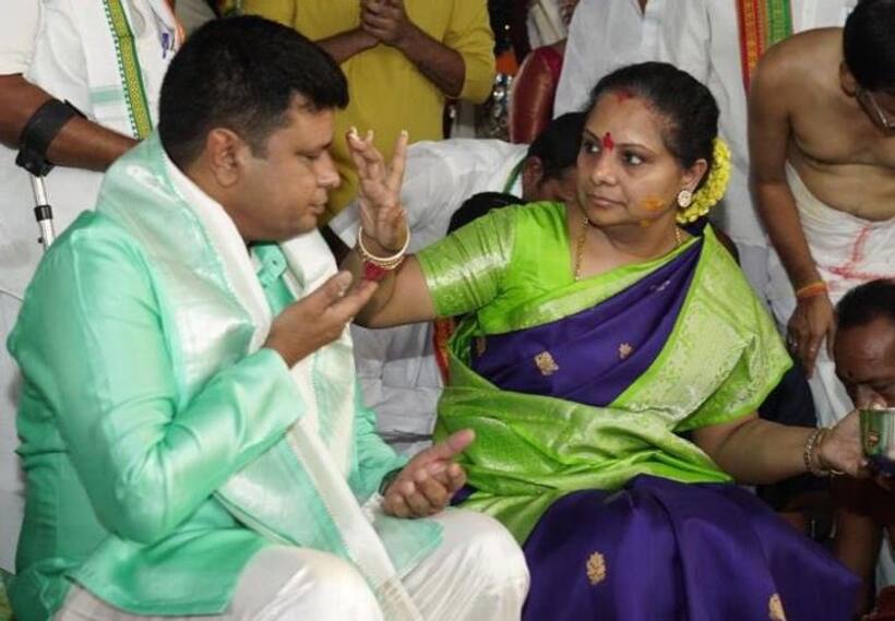 ''ఎమ్మెల్సీ క‌విత దంప‌తులకు పెళ్లిరోజు శుభాకాంక్ష‌లు''