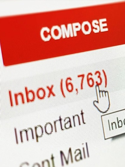 Mark emails as Spam