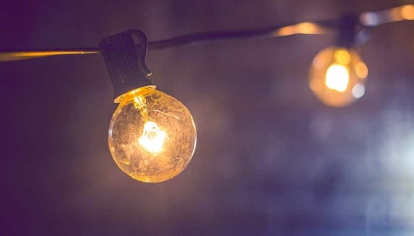 Centre to slash electricity tariffs in daytime, increase rates during night peak hours: Report