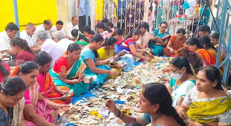 70 60 Lakhs collection in Hundi of Renukamba Temple at Shivamogga gvd