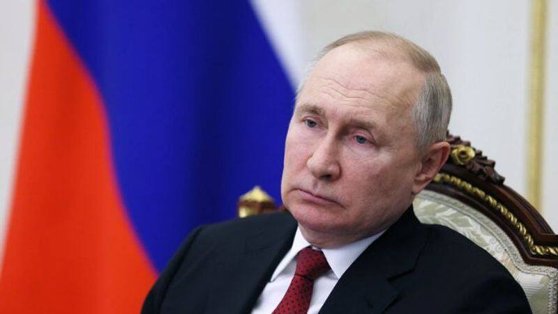 Vladimir Putin calls Wagner mutiny a stab in the back warns of harsh response gcw