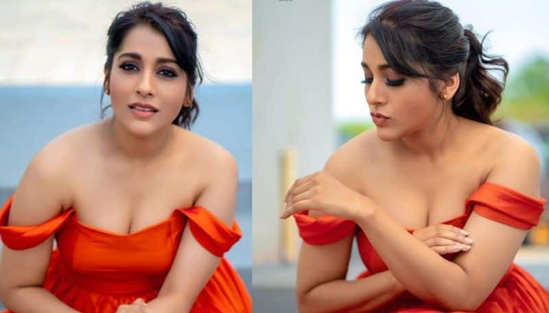 Anchor Rashmi Gautam Glamour Show in trendy gown NSK