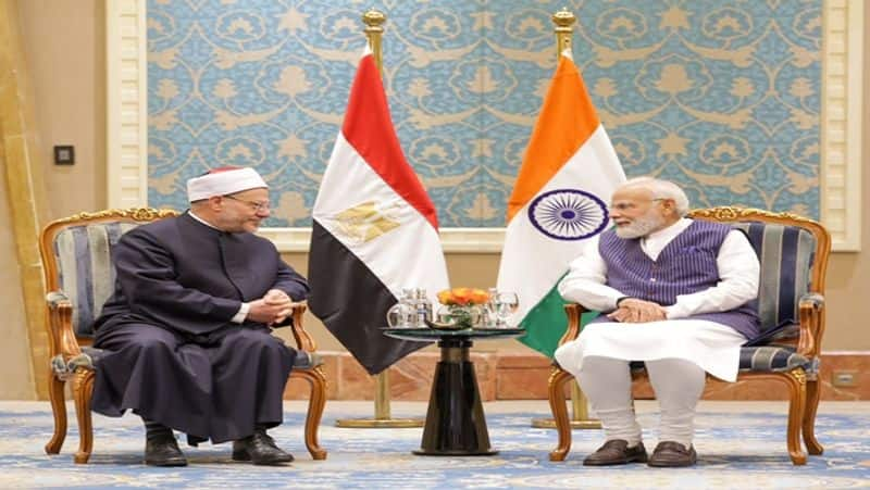 PM Modi meets thought leaders in Egypt and visits Al Hakim Mosque in cairo