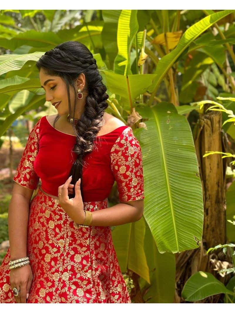 Colors Kannada geetha fame Bhavya gowda red hot traditional look vcs 