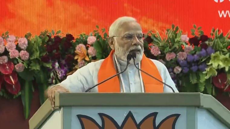 pm modi booth