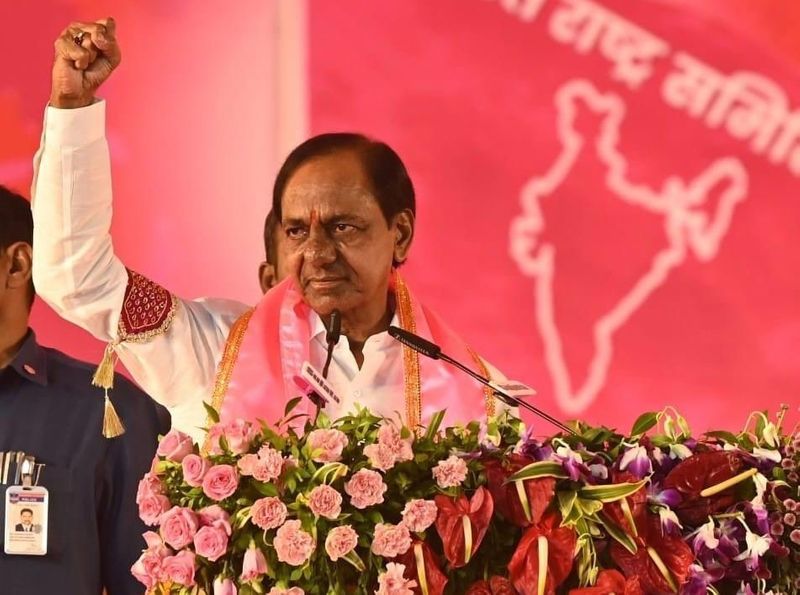 Maharashtra leaders join BRS, KCR's strong counter to Congress, BJP RMA