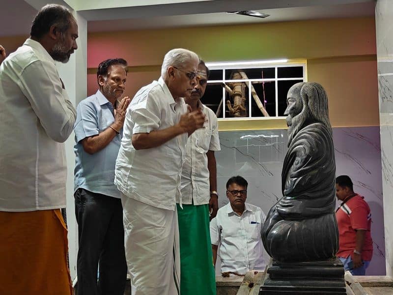 Sabareesan father  Vedamurthy visit Pulipani Ashram in Palani