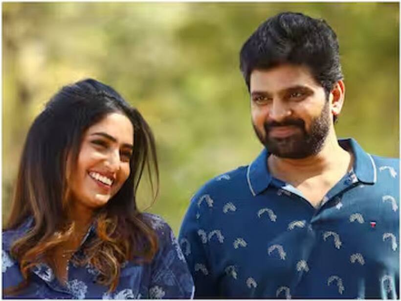   'సామ‌జ‌వ‌ర‌గ‌మ‌న' డైరక్టర్ నెక్ట్స్ ఫిక్స్,హీరో,నిర్మాత ఎవరంటే..