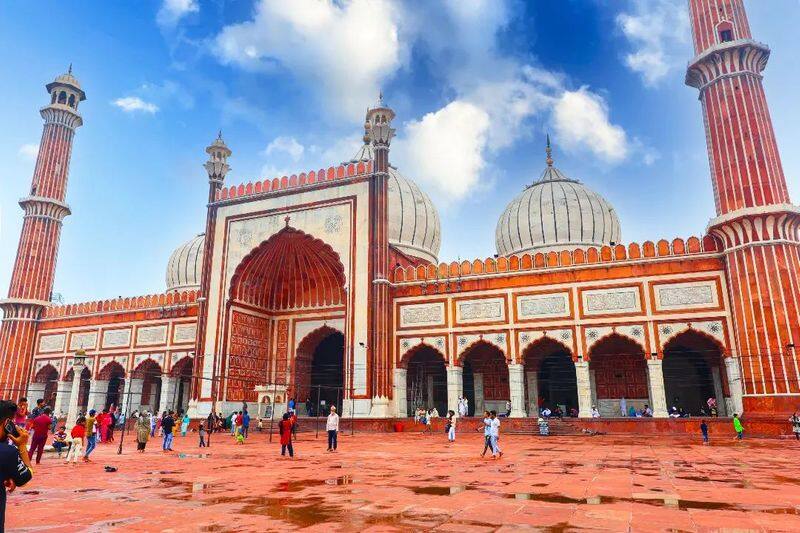 Jama Masjid to Begumpuri Masjid: Famous mosques to visit when in DELHI ATG