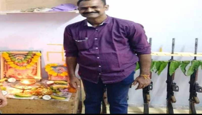 Constable Ramaiah  Dies  After  gun misfires  in  Hyderabad lns